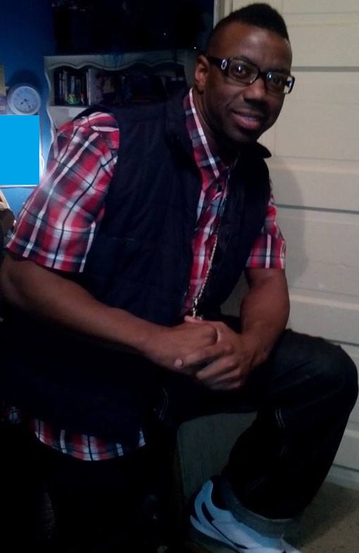 Crime Stoppers and the Houston Police Department's Homicide Division need the public's assistance identifying the suspect responsible for a Murder. On Monday, May 30, 2016, Darrick Ward was shot to death in the 9700 block of South Kirkwood Road in Houston, Texas.  