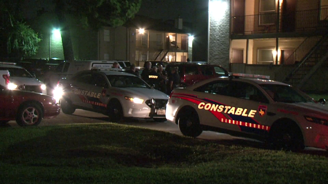 Mother shot after answering knock at her door in northwest Harris County    