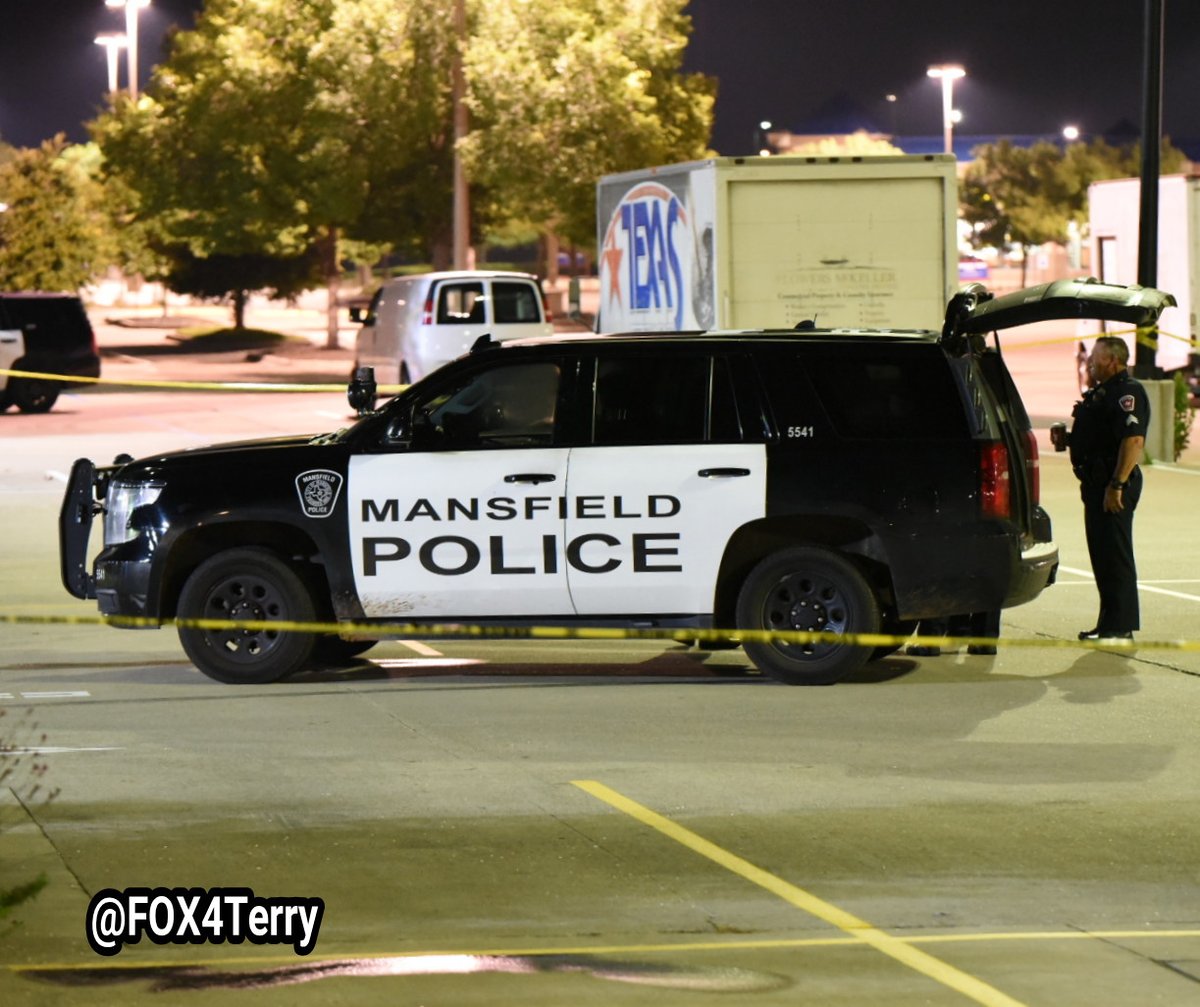 Armed man comes into a Mansfield IHOP. Police arrive and after a short standoff the suspect is shot by police