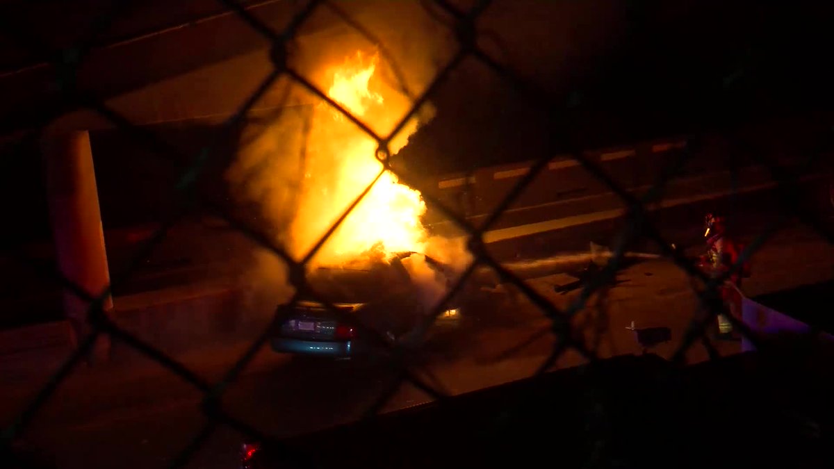 HoustonFire and Houston police arrived to North Freeway near North Main Street exit where 3-vehicle crash left 1 vehicle in flames No major injuries reported following accident