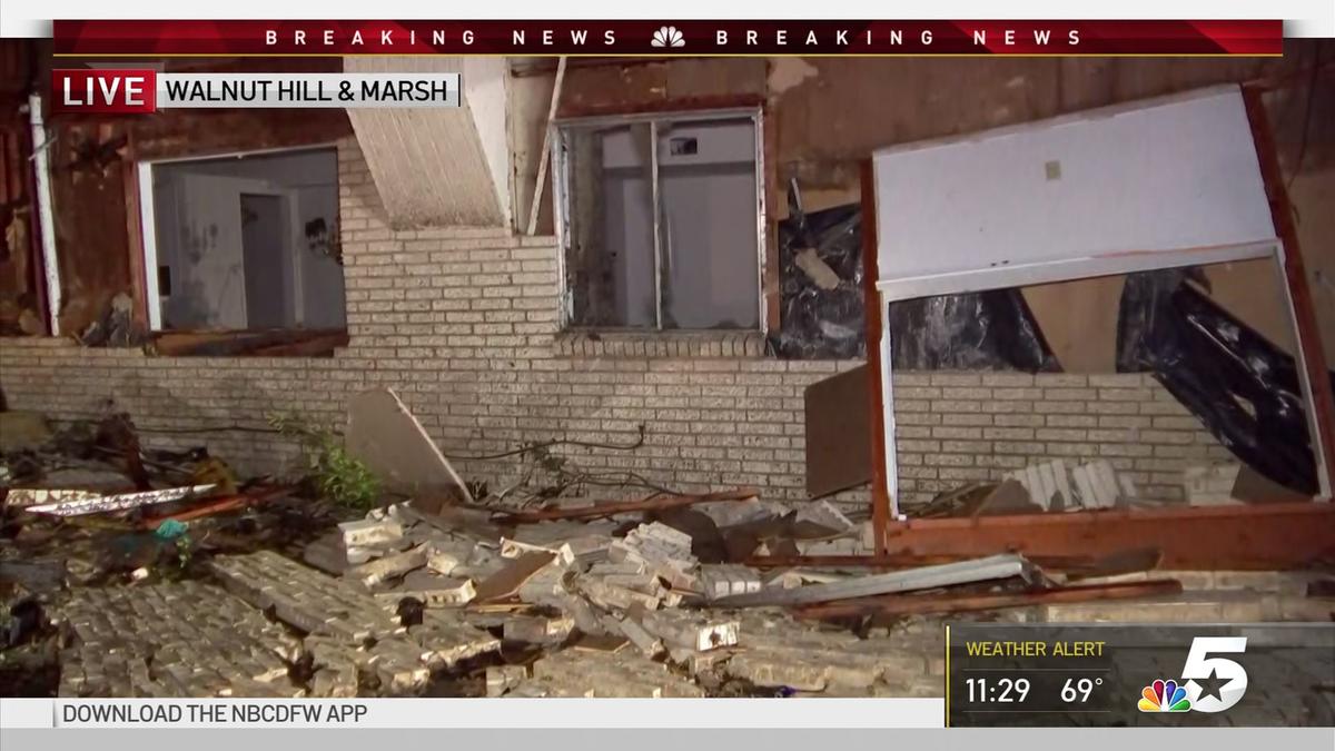 Major damage at Dallas, texas apartment complex after tornado