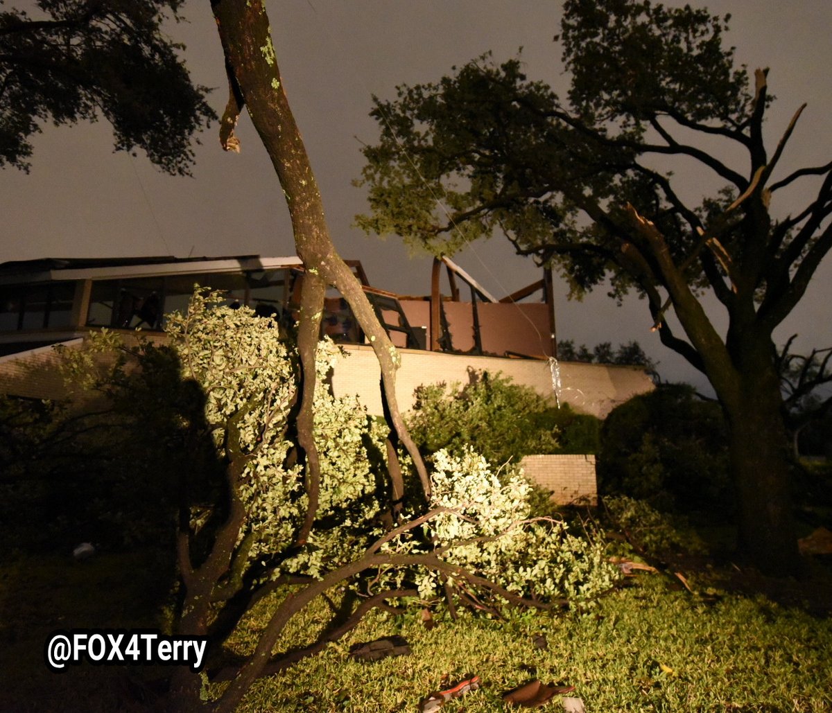 The Northway Church takes heavy damage as a tornado hits NW Dallas 