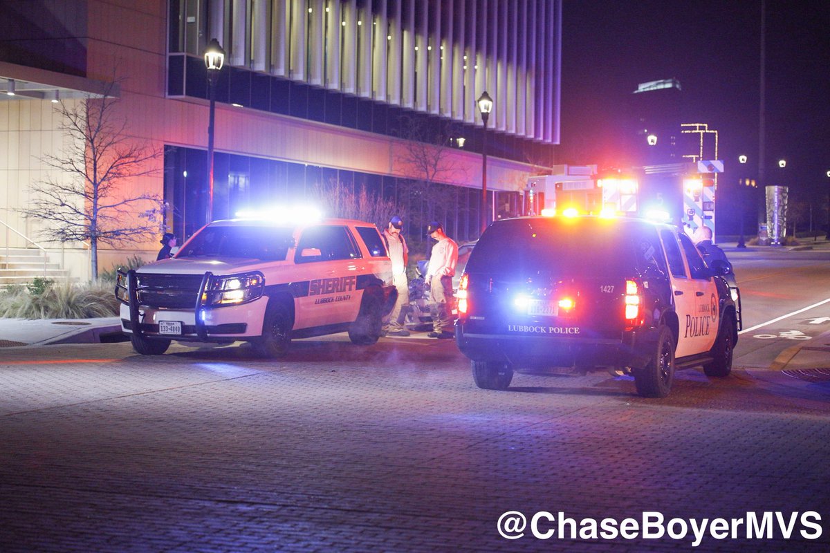 A Lubbock Co. Sheriff's deputy in town for the fallen Lubbock officer at the Tarrant County Medical Examiner's Office was uninjured after a driver crashed into the back of their patrol car while they were stopped at a stop sign near Downtown Fort Worth. 