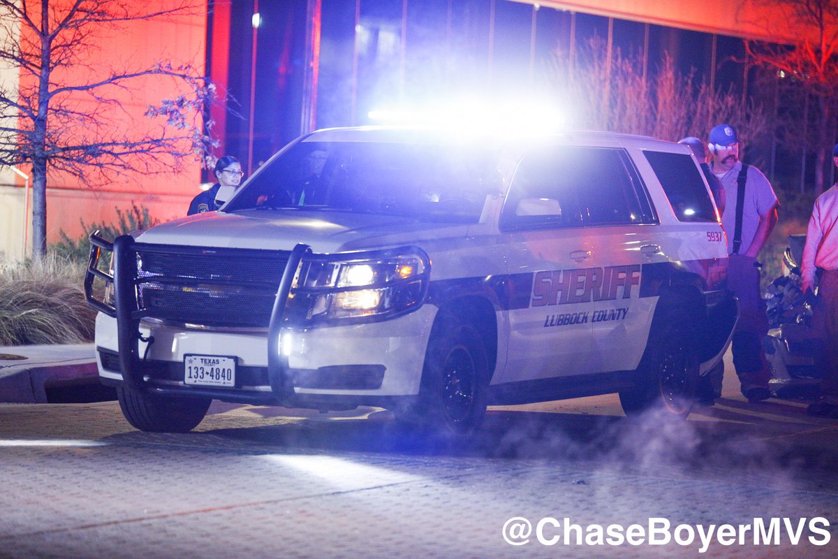 A Lubbock Co. Sheriff's deputy in town for the fallen Lubbock officer at the Tarrant County Medical Examiner's Office was uninjured after a driver crashed into the back of their patrol car while they were stopped at a stop sign near Downtown Fort Worth. 