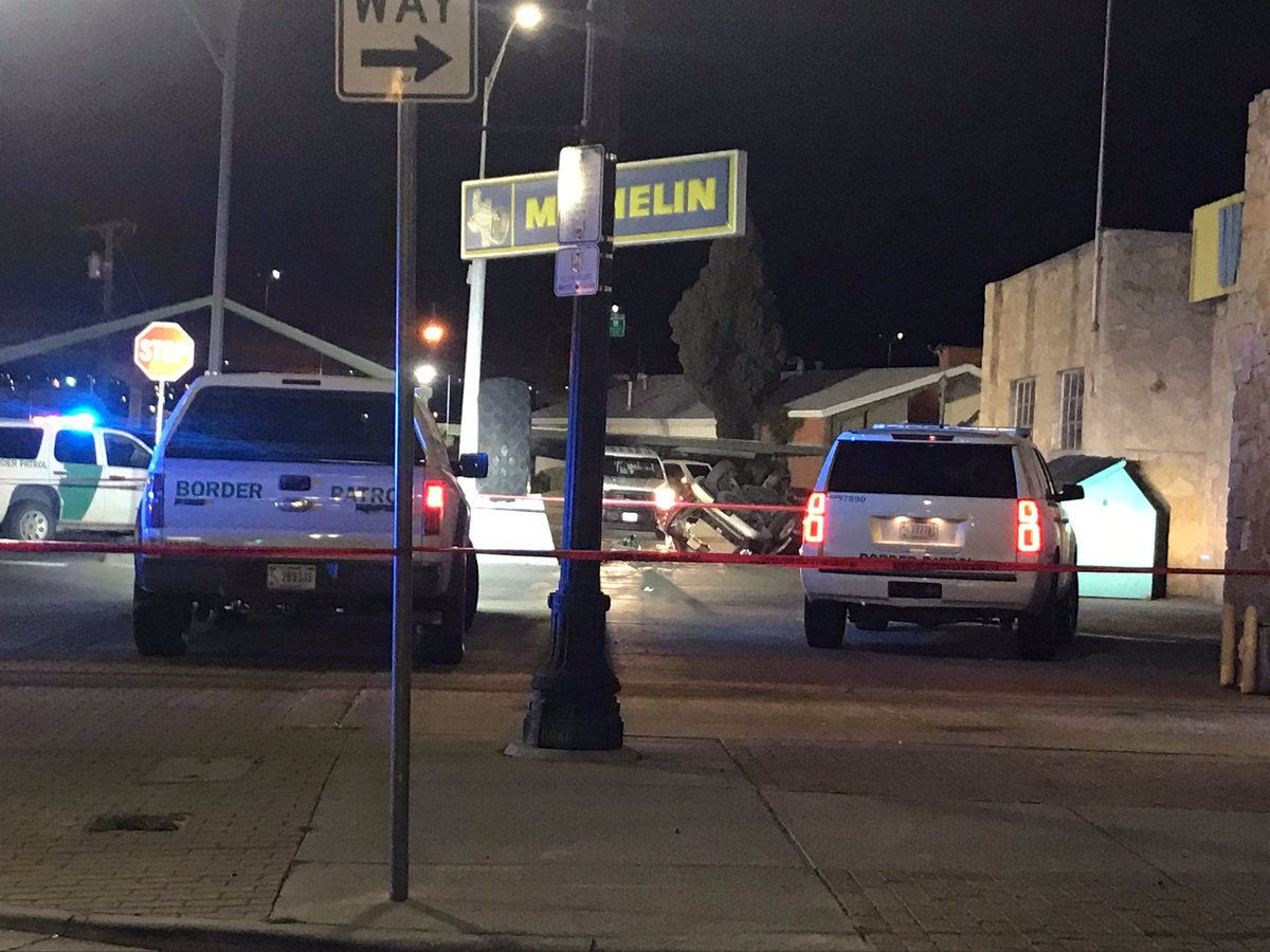 El Paso police is at the scene of a deadly rollover on Paisano & San Antonio. Police confirm 1 person is dead.   Fire dispatch says three people were taken to the hospital with possible serious injuries