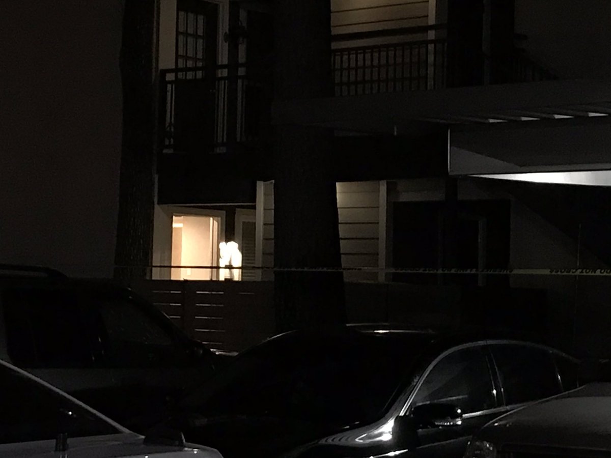 Man shot his ex-girlfriend 2x in NW Harris Co apartment, according to @HCSOTexas investigators. Off Grant Road  near Cypresswood Drive