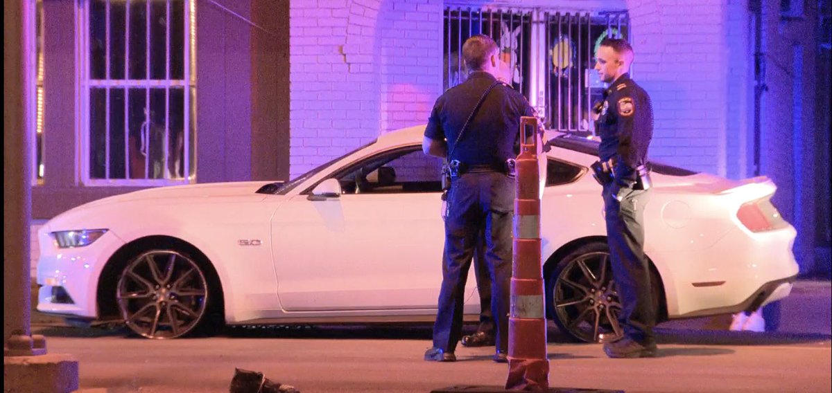 Sports car driver leads @GrandPrairiePD on a high speed chase.
