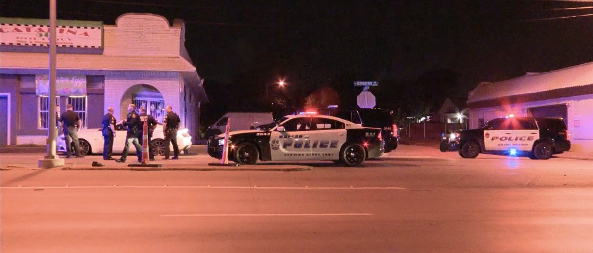 Sports car driver leads @GrandPrairiePD on a high speed chase.