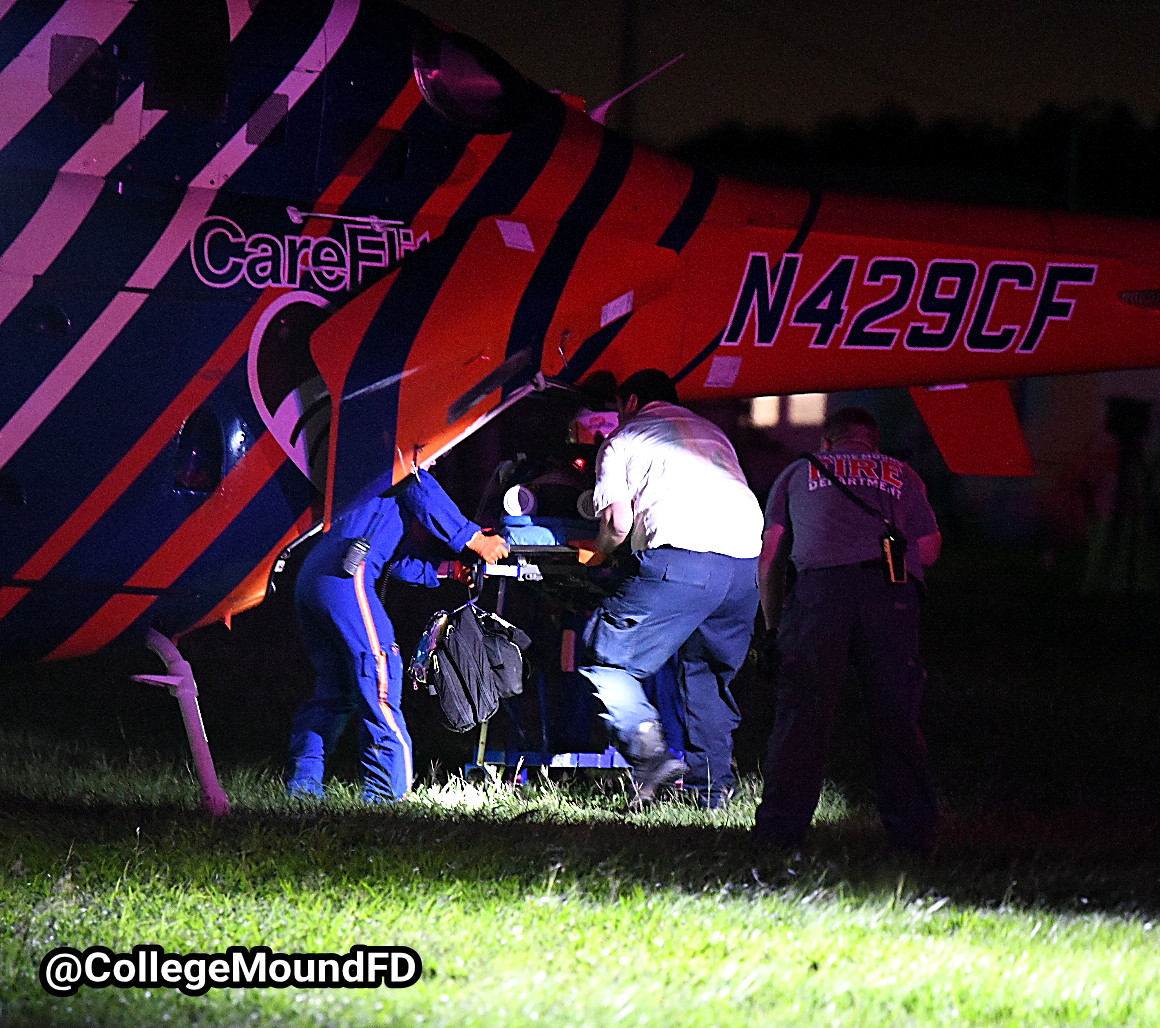 Horse riding accident leaves man seriously injured.  College Mound Kaufman Texas firefighter Paramedic helicopter CareFlite medic