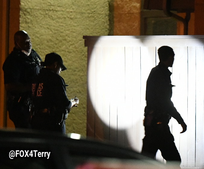 DallasPD officers hear shots fired and investigate. They find two men down. This along Wheatland Rd in South OakCliff. 