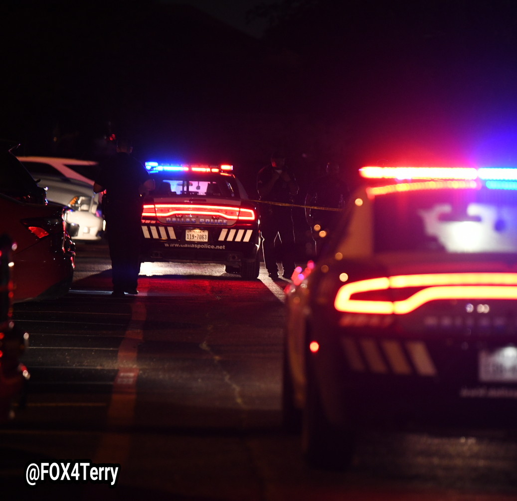 DallasPD officers hear shots fired and investigate. They find two men down. This along Wheatland Rd in South OakCliff. 