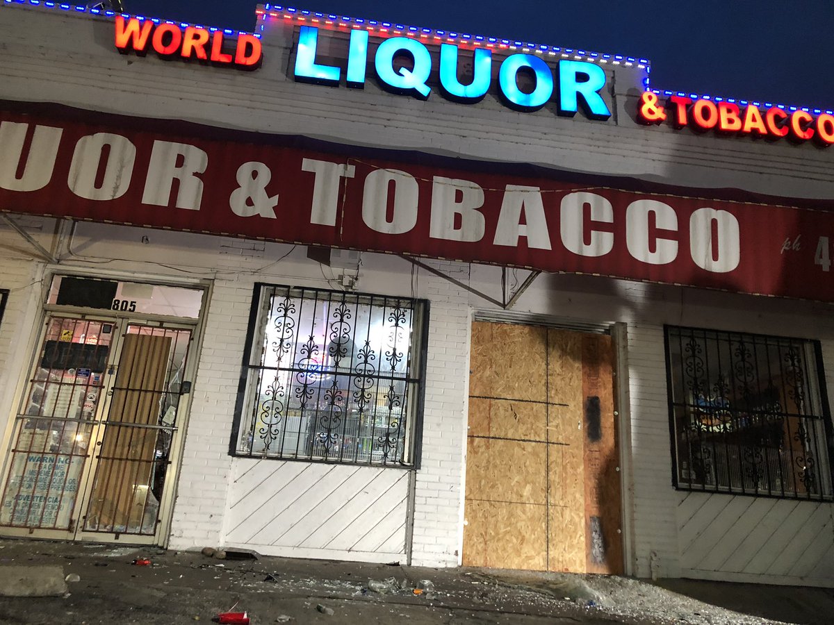 World Liquor Tobacco Store Near Downtown Austin Was Looted It S A Minority Owned Business And The Manager Tells While They Support The Protests This Weekend They Are Shocked And Disappointed By