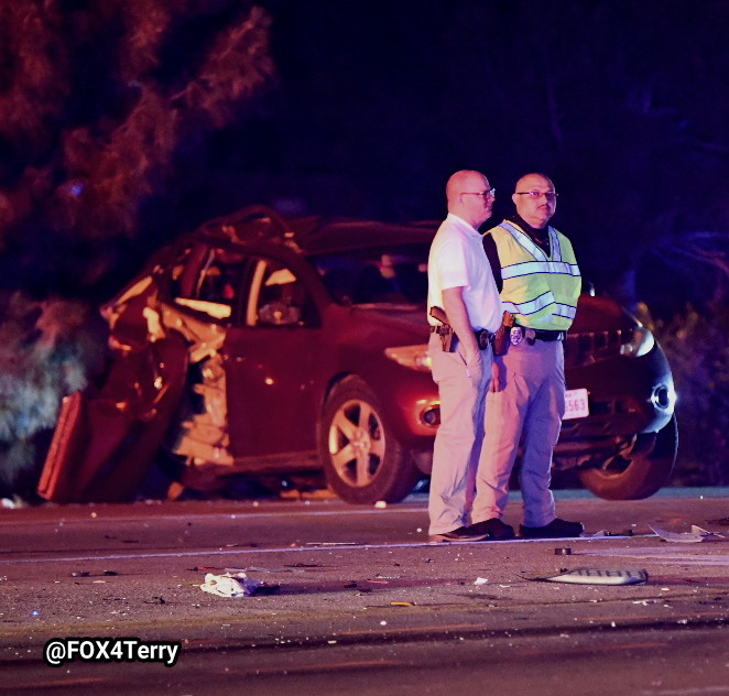 Saginaw police on scene of a crash that's left a woman in critical condition. This along Saginaw Blvd just north of Loop 820