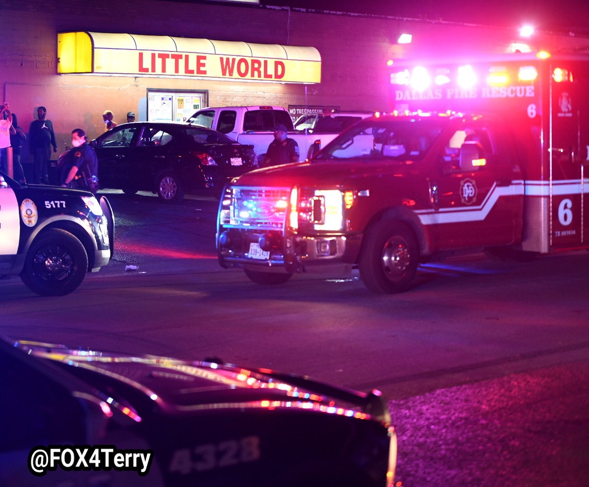 A disturbance outside a popular South Dallas store leaves 2 men wounded by gunfire. @disdpolice officer hears the shots, responds to provide care to wounded man. 