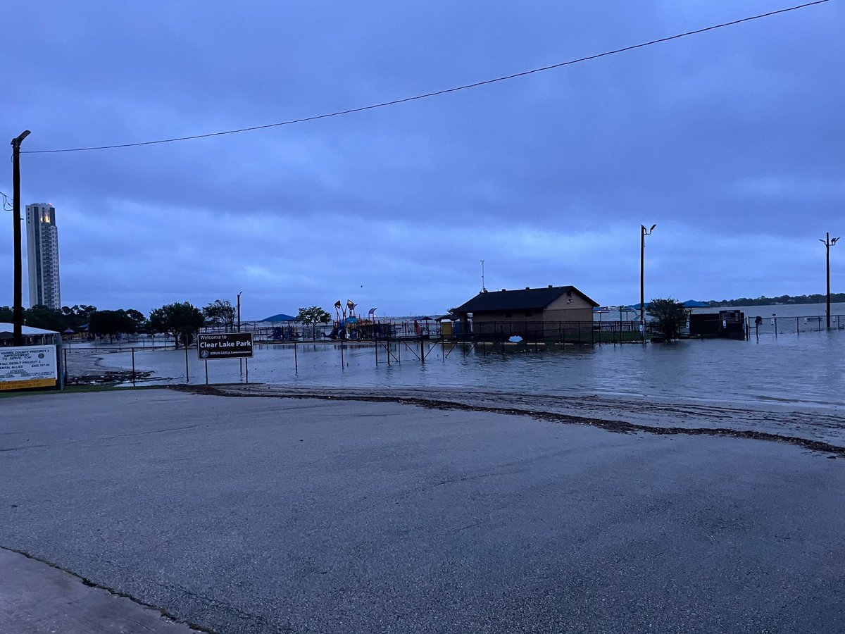 Teams are out surveying different areas around the precinct. These are a few images from our Clear Lake Park boat ramp