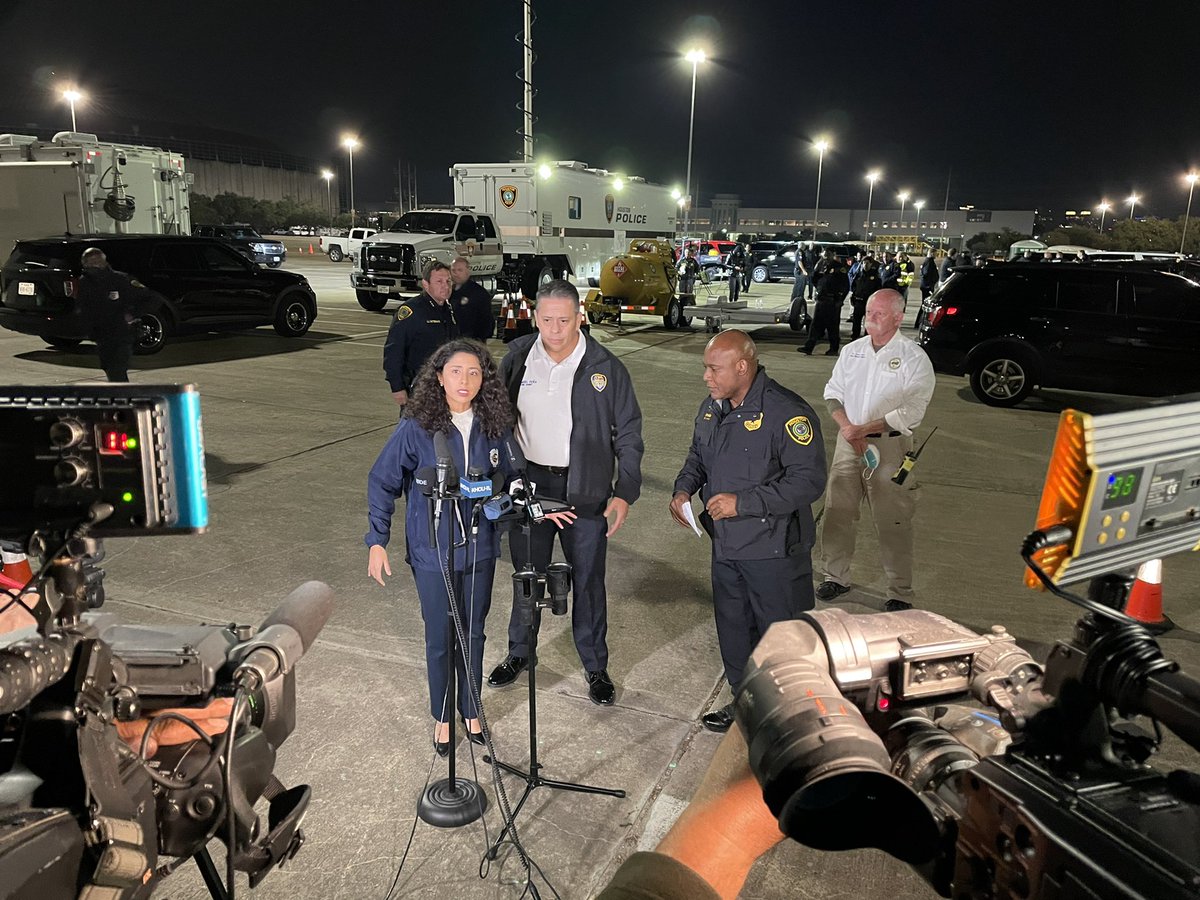 @HarrisCoJudge says 8 people dead at AstroWorld 