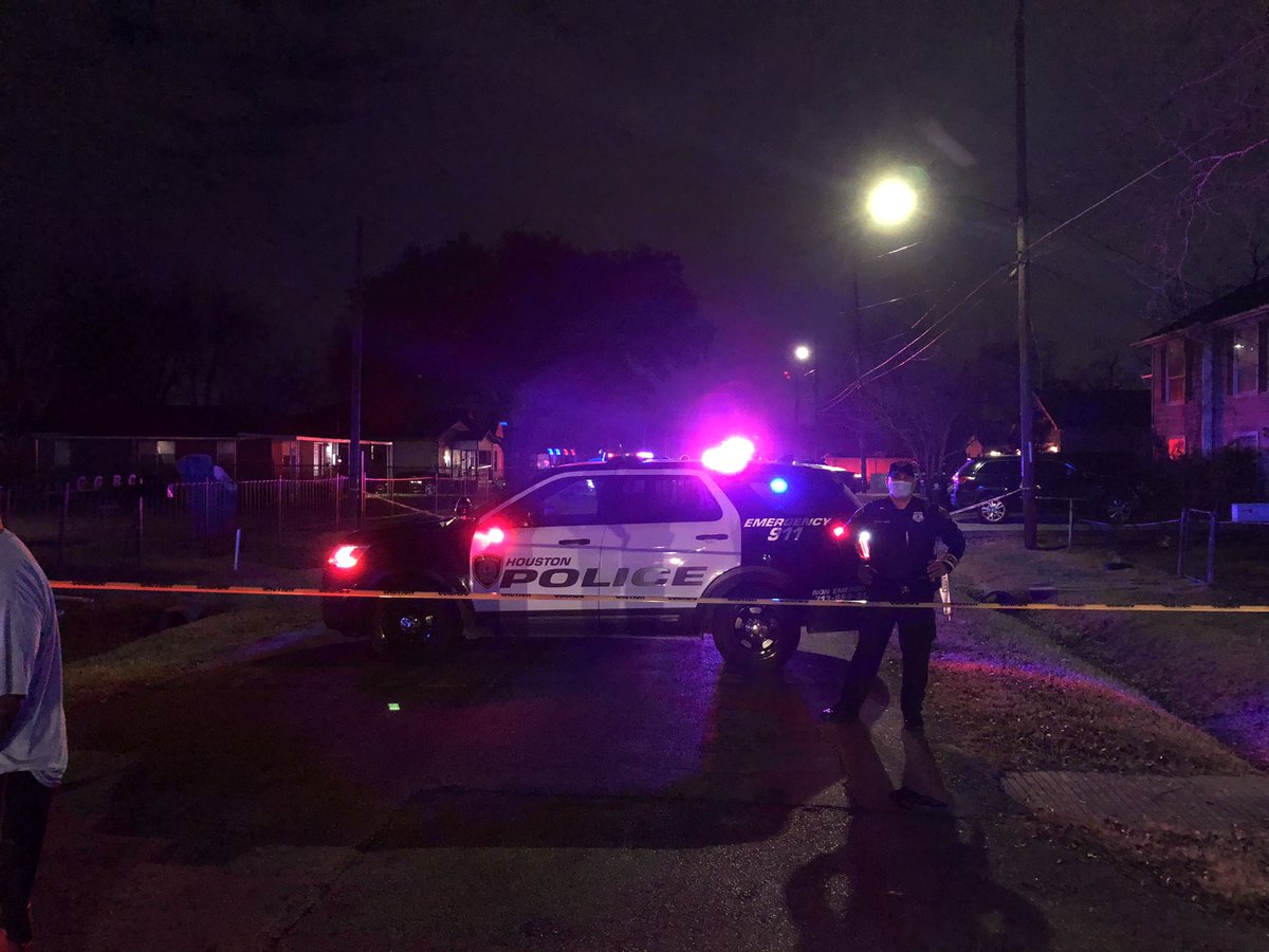 Houston Police:Southeast officers are at a shooting scene 4300 Mallow. 1 adult male deceased at the scene, two males transported to the hospital PIO and Commander on the way for a briefing