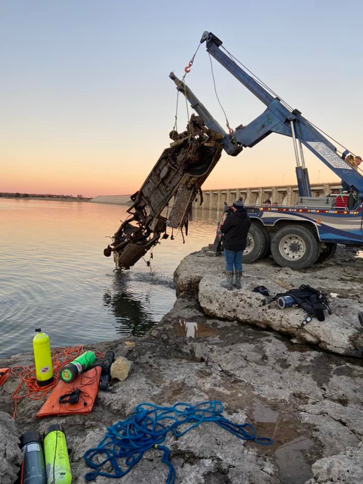 The continued investigation into a cold case leads to the discovery of several vehicles in Lake Whitney