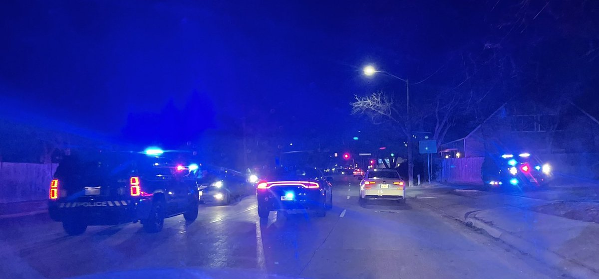 Pursuit End (Arlington) Dalworthington Gardens PD has ended a pursuit near the intersection of Bowen Road and Abram Street. DPS-101 helicopter assisted in the chase. Driver in custody