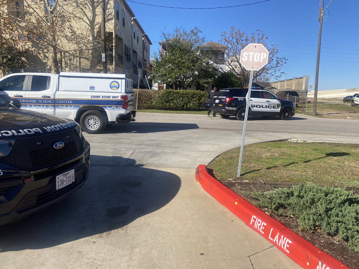 An HPD K9 is at an emergency animal hospital following a confrontation with a suspect.    Police say the suspect stabbed the K9. HPD officials and the PIO are en route to the hospital