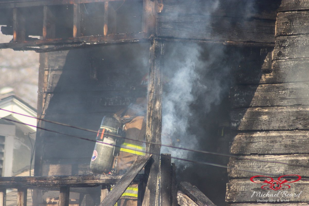 Was able to make quick work of a story residential structure fire on the 1000 block of Barclay this morning. Engine 19 was first on & reported heavy fire from the rear. No injuries reported but 1 person has been displaced