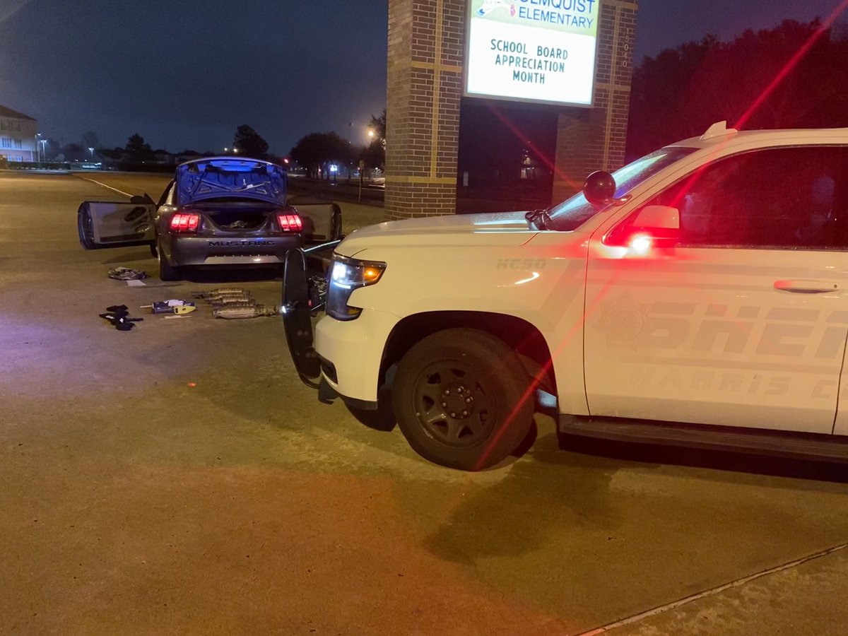 District 4 CRU observed a vehicle leaving a high crime area in West Harris County. A traffic stop was conducted on the car and the CRU recovered 5 stolen catalytic converters, 2 saws, a stolen handgun, and 4 ski masks. Offenders were taken into custody