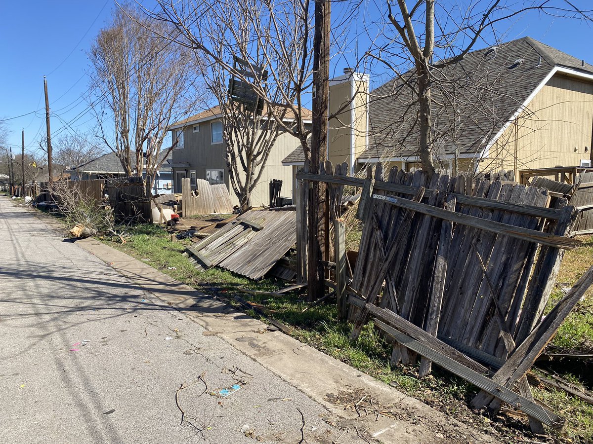 Here's a look at some of the damage in Round Rock after a likely tornado blew through this neighborhood. Neighbors tell they didn't hear a siren but heard whistling and a train sound last night for 2 mins. This morning they woke up to a lot of damage and debris