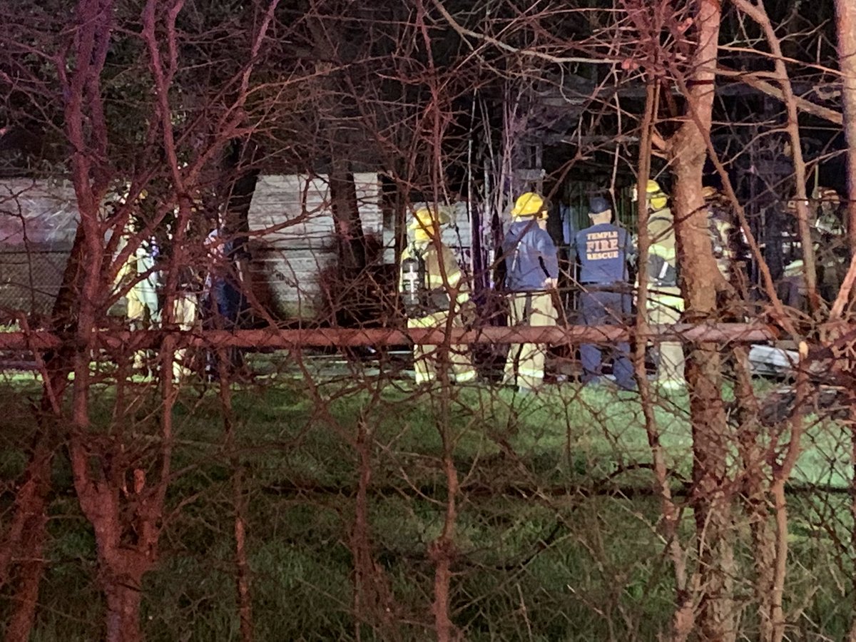 STRUCTURE FIRE: Temple Fire and @TempleTXPolice responding to a storage shed on fire just after 9 tonight at 1202 S 35th Street. No injuries reported. The house on the same property of the shed is vacant, according to Temple FD