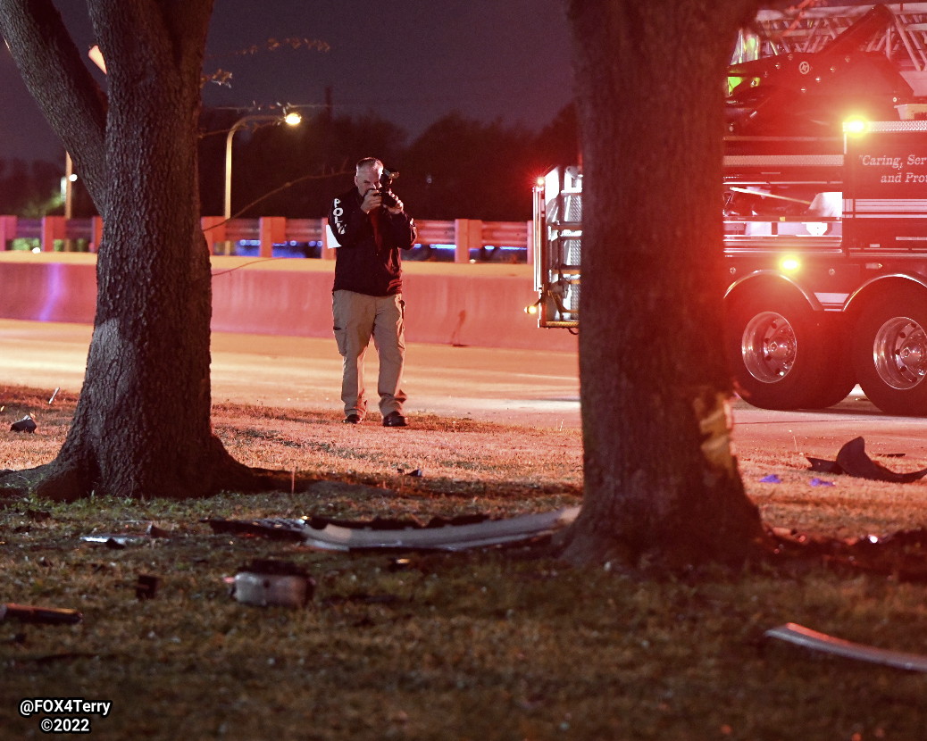 Overnight an SUV crashes into a tree along Dallas Parkway near Frankford Rd. The vehicle burst into flames killing the driver. 