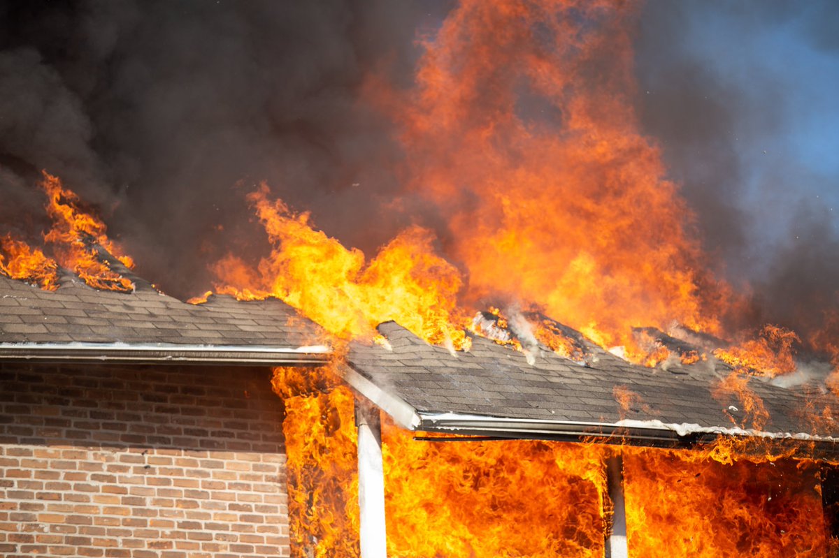 SAFD battling a massive apartment fire at the Silver Oaks Apartments 7500blk of Ingram Rd. Witnessed roof collapse on firefighters, they appear to not be significantly injured. 