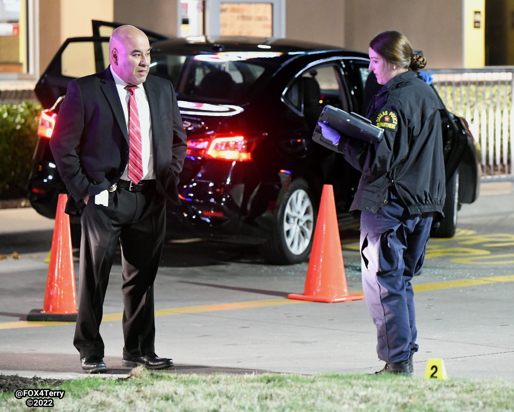 A shooting outside a Southern Dallas restaurant leaves a 19 yr old man dead. 