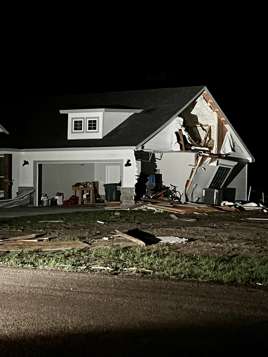 Tornado damage in Salado, TX - it's the same storm many @KVUE viewers saw moving through Williamson County / Jarrell area during rush hour yesterday. @NWS survey teams expected on the ground today as neighbors start cleaning up.  