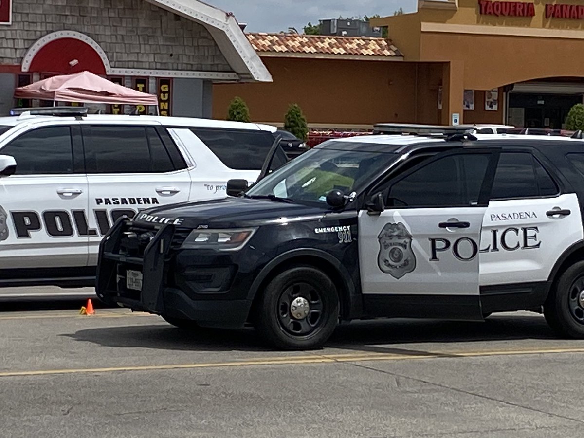 Suspect dead in Pasadena police shooting. You can see a bullet hole in a cruiser windshield.