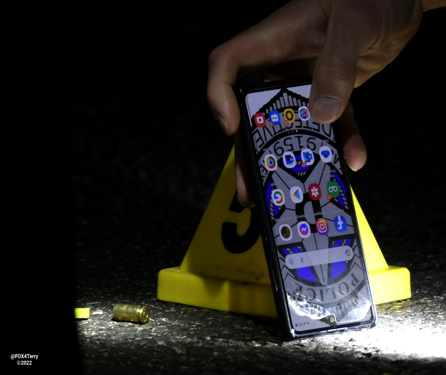 A deadly double shooting turns crash with an ensuing gas leak and evacuation. Dallas police arrive to chaos at a PleasantGrove apartment complex. 