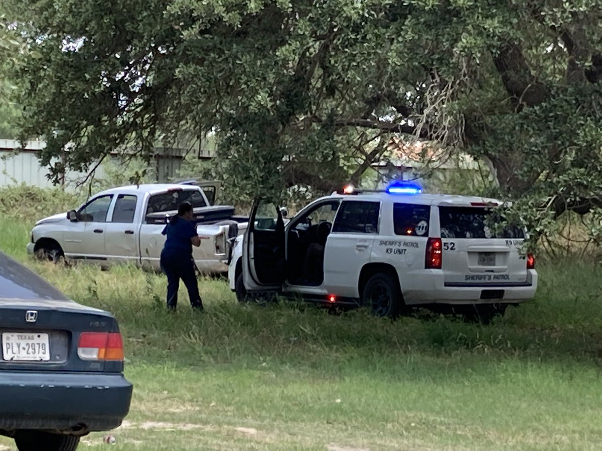 Medina County sheriffs along with DPS chased a truck believed to have undocumented immigrants. Authorities gave chase from Medina county and into Bexar county. 4 people detained and the driver