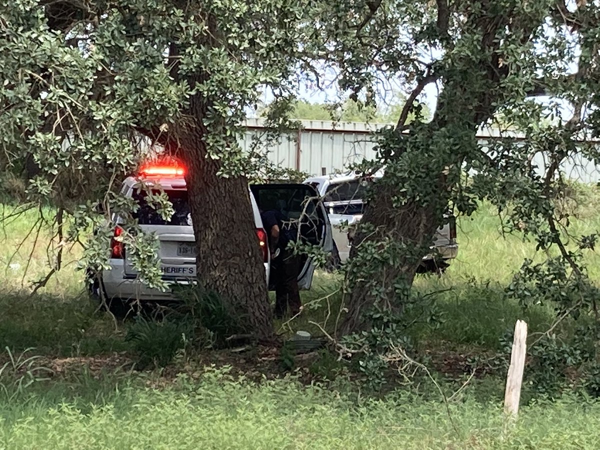 Medina County sheriffs along with DPS chased a truck believed to have undocumented immigrants. Authorities gave chase from Medina county and into Bexar county. 4 people detained and the driver