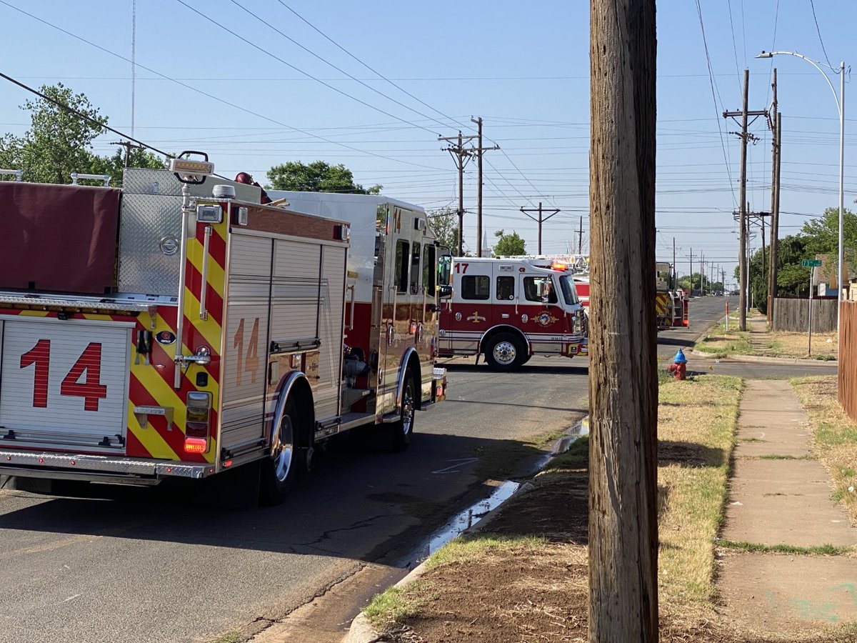 A gas leak was reported around 9:30 a.m. Wednesday in South Lubbock, near the Loop 289 frontage road and Avenue U. 