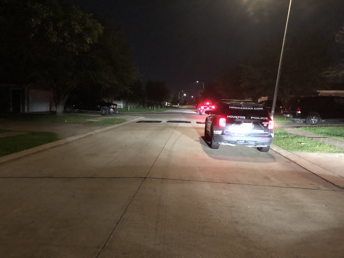 Houston Police:Southwest officers are at a shooting scene 15800 Clarke Springs. Adult male shot in the leg is expected to survive