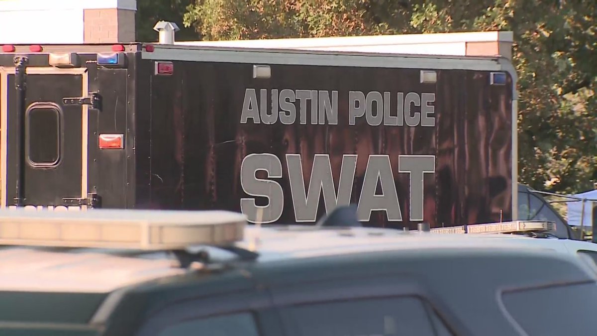 SWAT responding to east Austin apartment after 1 shot