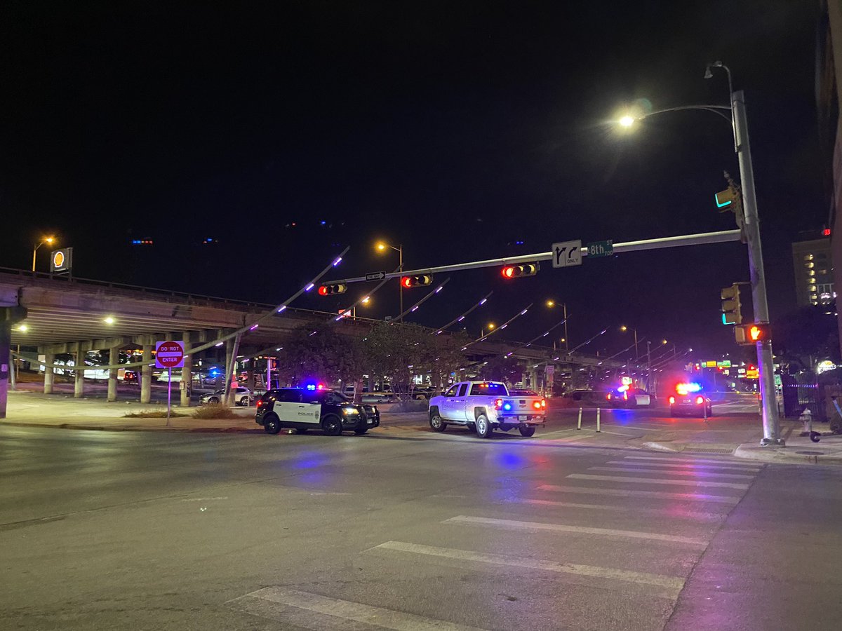 APD is investigating a shooting on 7th st between north and south frontage road.   It happened around 2:10a. One man has been sent to the hospital with gun shot wounds. No suspects in custody as of right now