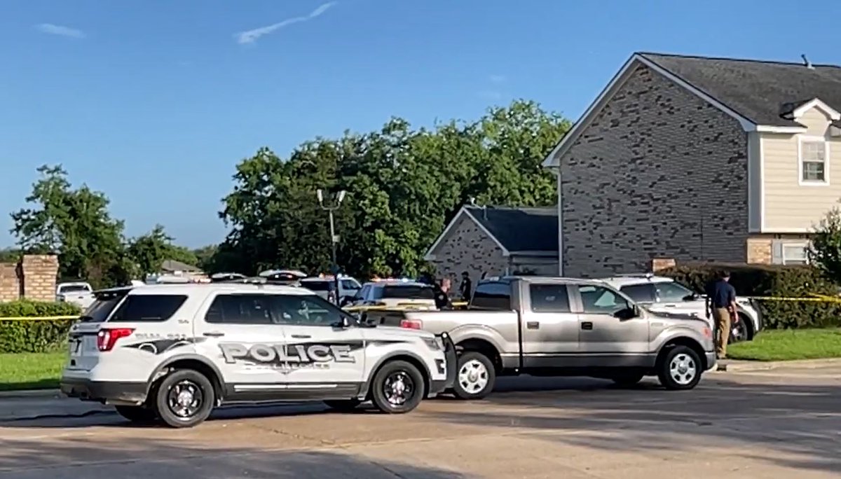 Port Neches Police are working a fatal-officer involved shooting at an apartment complex on Merriman.  A suspect is dead and no officers are hurt.  The shooting took place at about 7 a.m. L.D. 