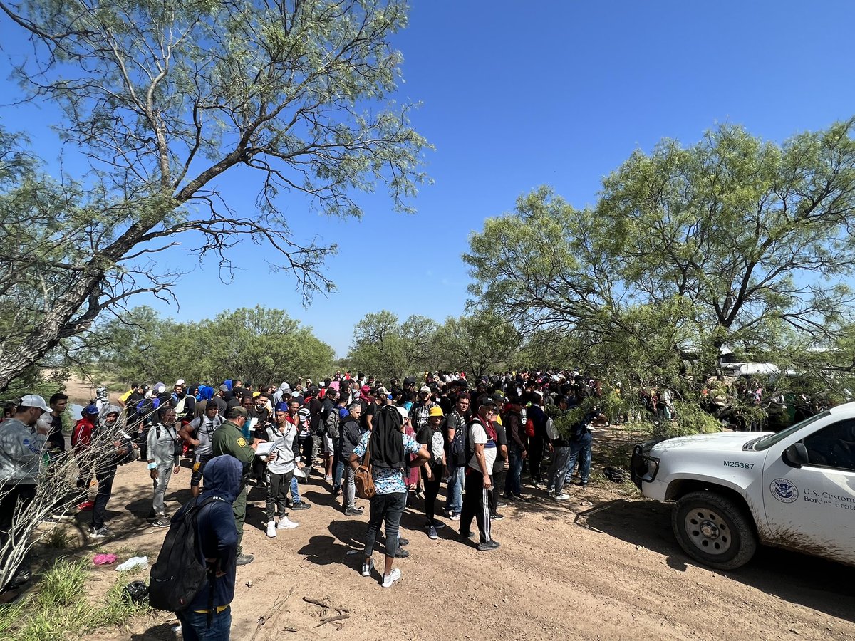 Scene as a massive single group of approximately 450-500 migrants just crossed illegally into Eagle Pass, TX. It's one of the largest single groups we've ever seen. These  groups are a massive drain on BP resources & they happen almost daily here