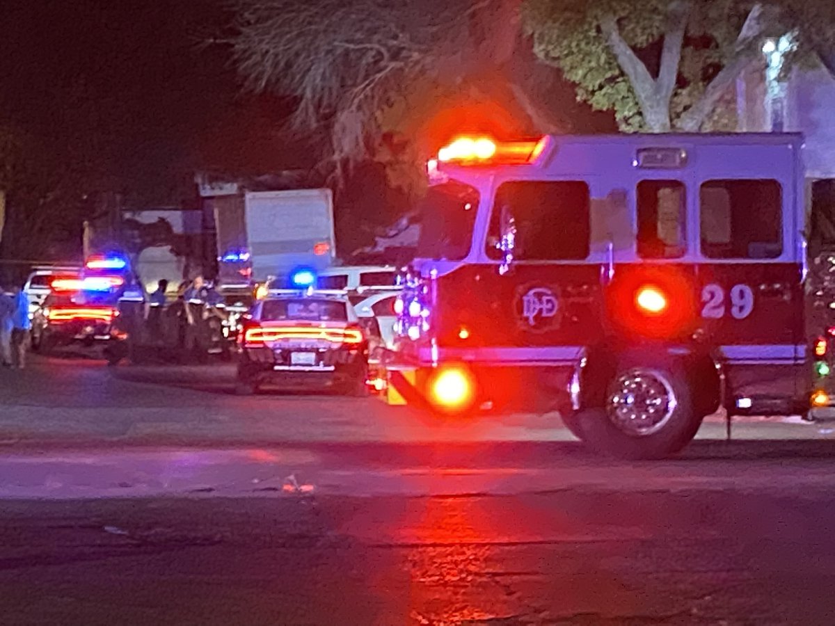 Dallas Police on scene at a north Dallas apartment complex where a gunman has shot a woman and a juvenile. The woman has died and a juvenile girl is in stable condition at the hospital. 