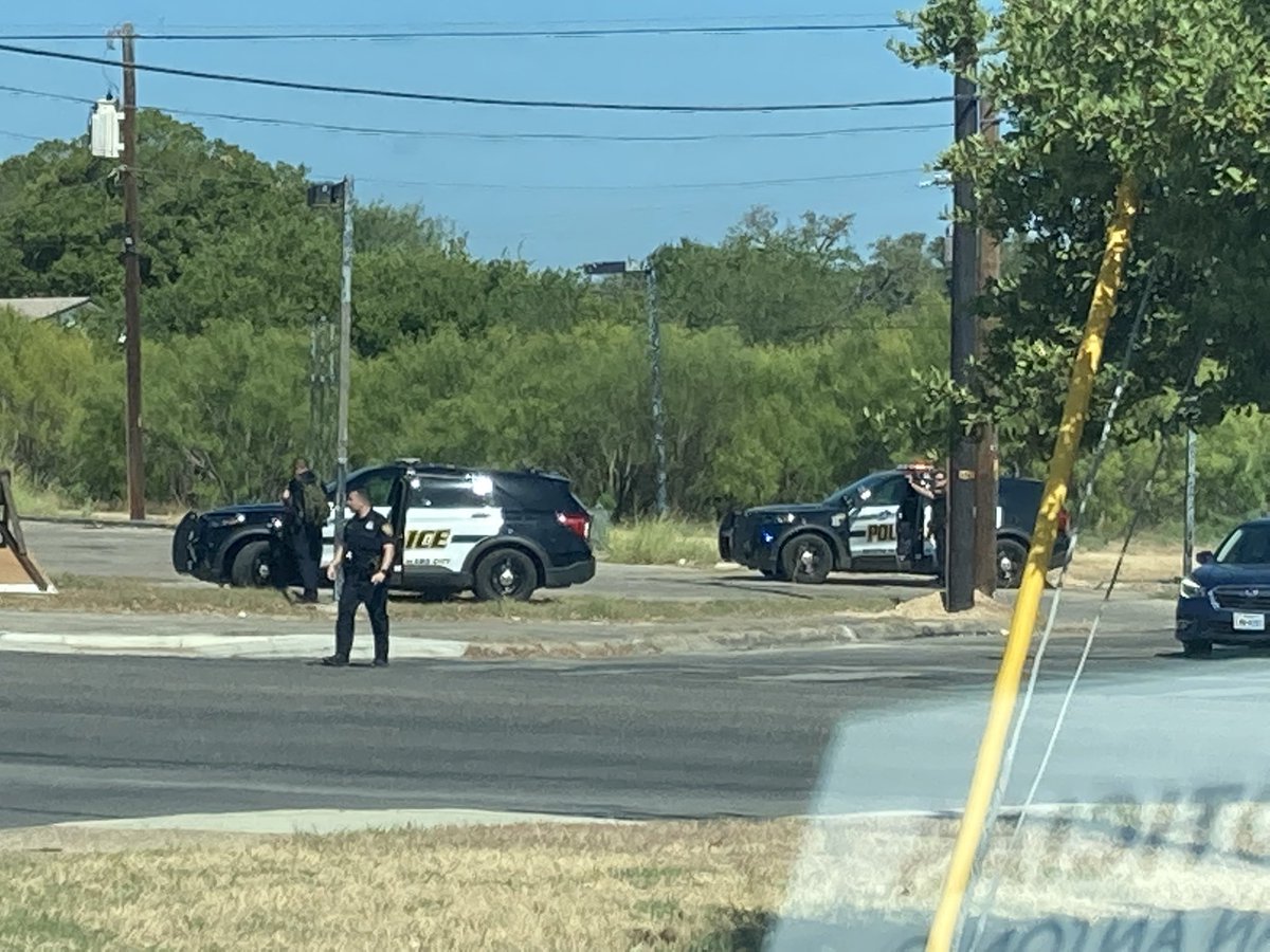 San Antonio Police say a man threatened a person with a gun at an apartment complex and then ran inside a nearby gas station and threatened the clerk with what appeared to be a gun. The man was talked to come out and after 10min the man surrendered