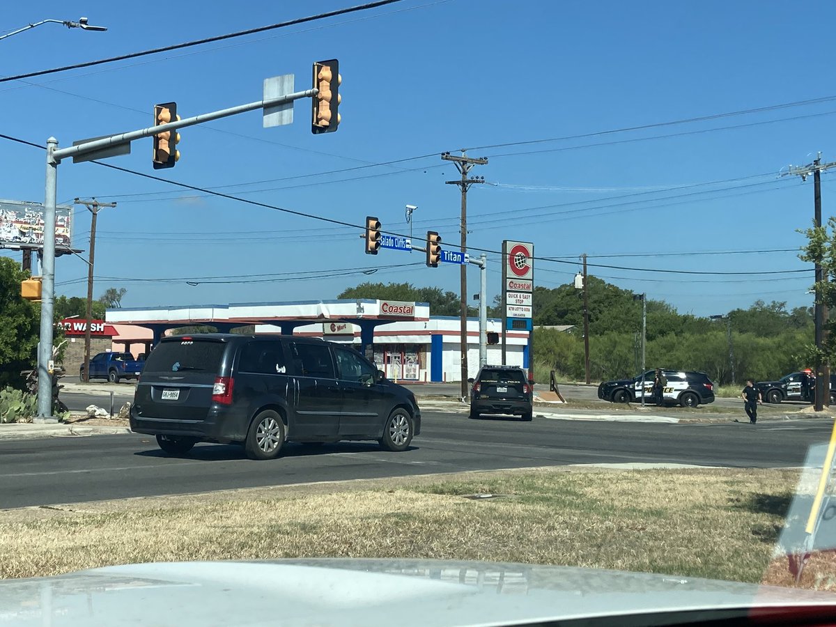 San Antonio Police say a man threatened a person with a gun at an apartment complex and then ran inside a nearby gas station and threatened the clerk with what appeared to be a gun. The man was talked to come out and after 10min the man surrendered