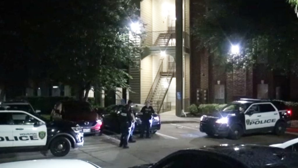A 3-year-old girl will survive from a shooting at the Meyer Forest Apts. around 11:57 p.m. Saturday. The bullet went through her left leg and hit her right foot. @houstonpolice have a suspect in custody, who was leaving when they arrived.  