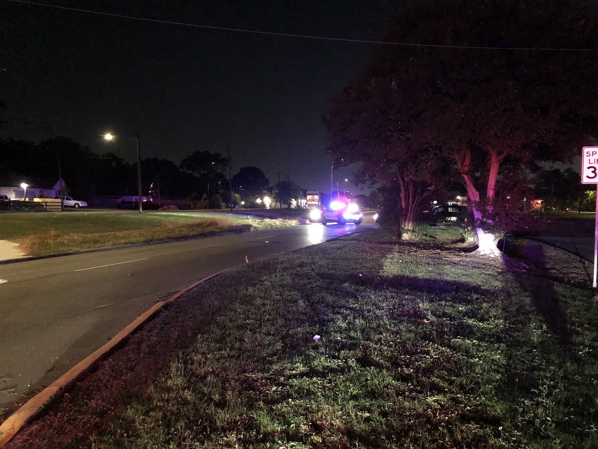 Houston Police:Southeast and VCD officers are investigating an pedestrian / vehicle accident 4800 Bellfort. Adult male transported in critical condition. DWI officers are processing the driver