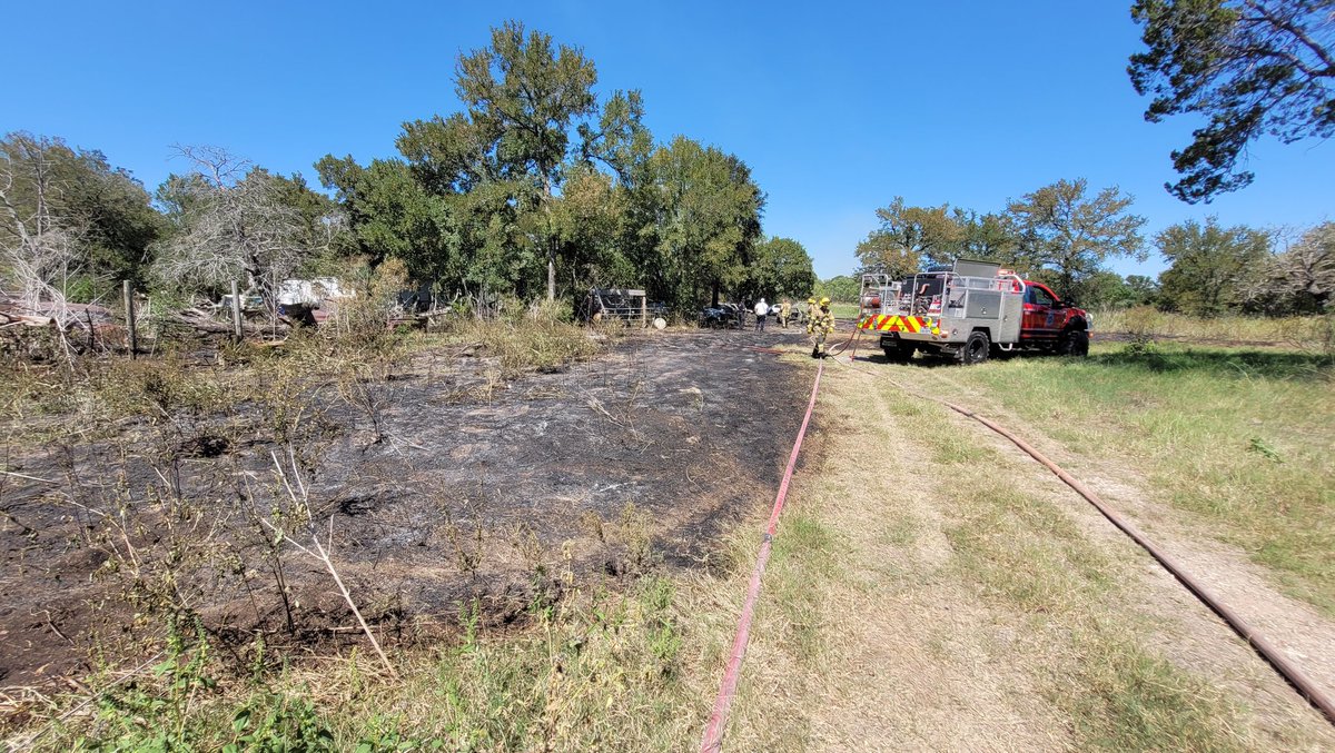 TCESD12 on scene of a 1-acre grass fire with 8 vehicle fires on Blake Manor Road.  crews were assisted by Pflugerville Fire Department and @TC_Fire_Rescue to extinguish the fire. The cause of the fire is under investigation