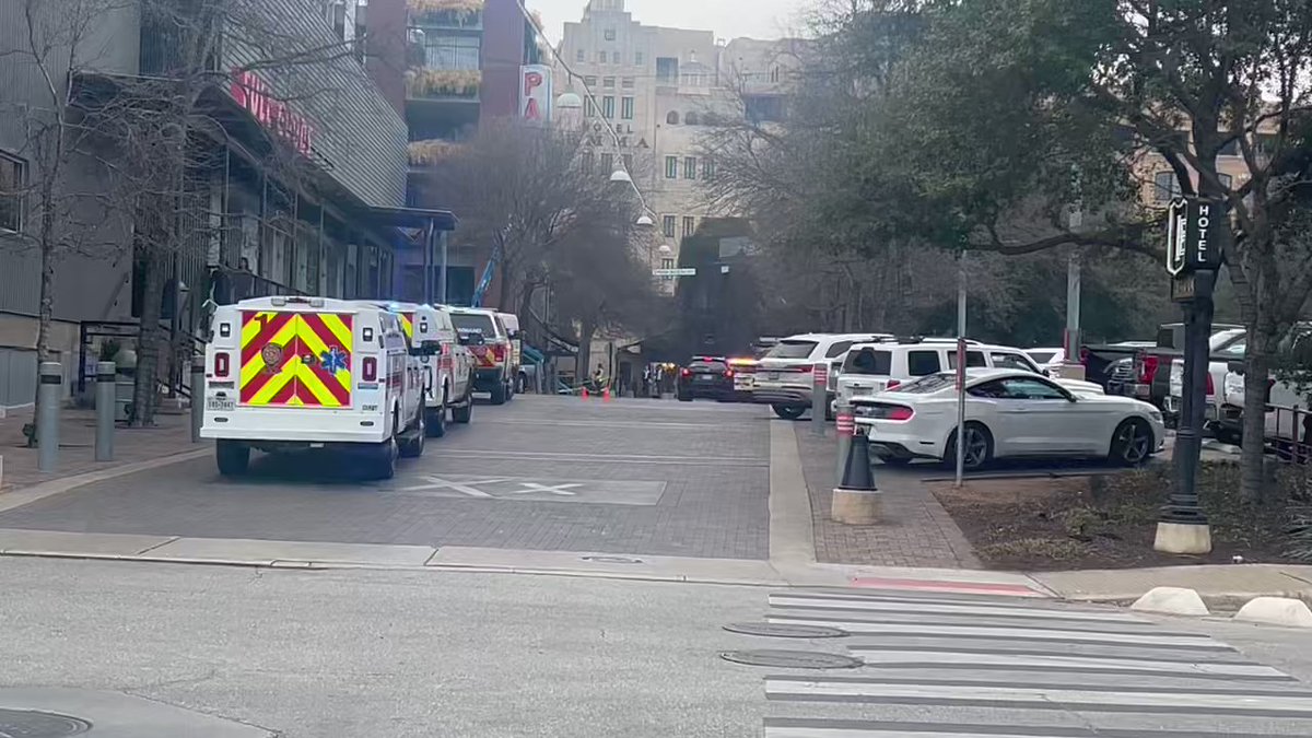 At Hotel Emma at thePearl  @SATXFire tells they are dealing with a Carbon monoxide leak  13 taken to the hospital, SAFD tells us as a precaution, no serious injuries reported  Hotel Emma evacuated, all other businesses still open, area safe to public