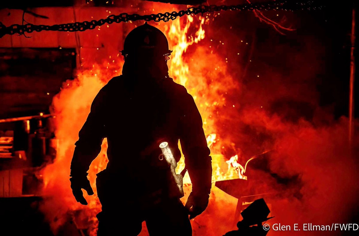 At 6am today, the Fort Worth Fire Department responded to reports of a residential structure fire in the 1200 block of Cameron Street in south fortworth. The call came in just minutes after multiple crews were assigned to a working apartment fire only three miles away